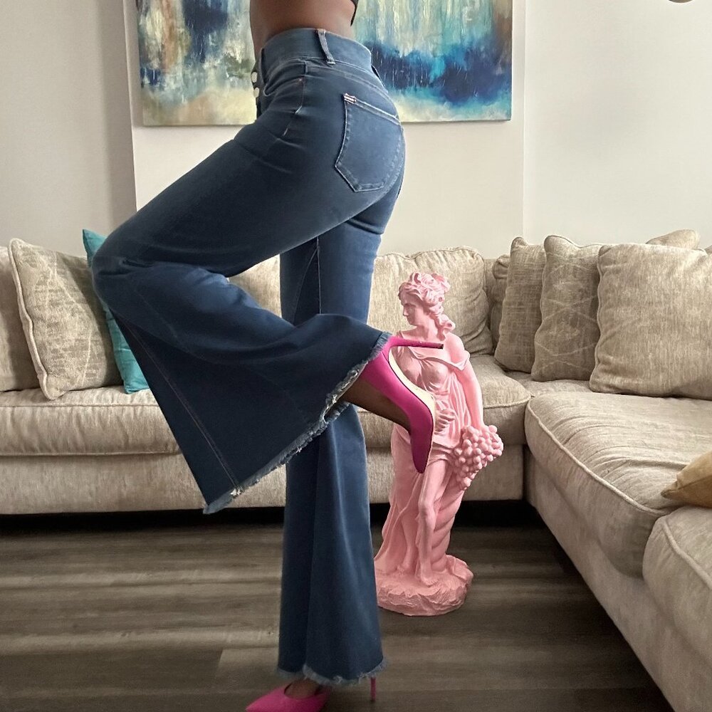 Alice + Olivia Bell Jeans